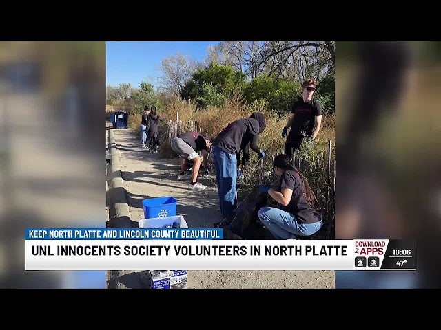 UNL’s Innocents Society helps clean the North Platte River on a service tour