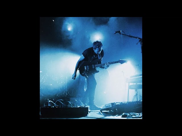 m83 - midnight city (t-4our intro flip)