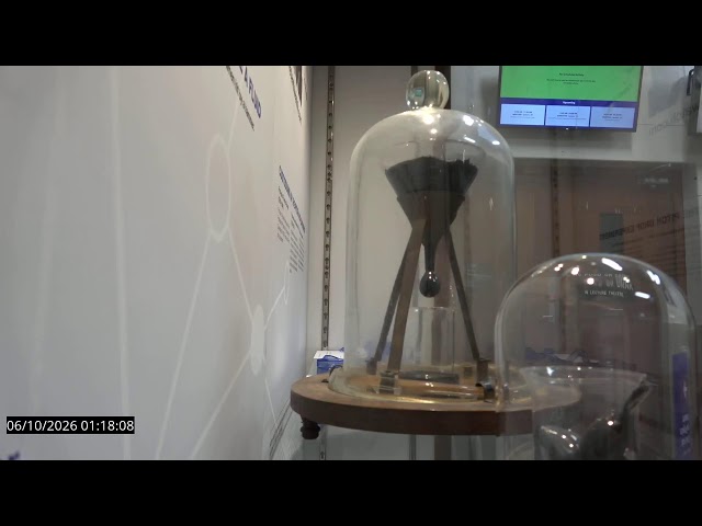 UQ Pitch Drop Experiment Live Stream