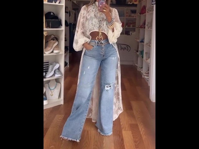 Round Neck Lace Short Front And Long Back Casual Top