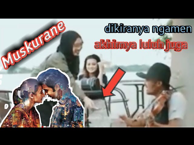 bermain musik dengan menggunakan biola __agogo_violin__