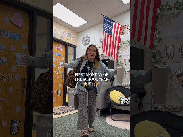 Happy Monday!!!! 🤭🍒 #teacherlife #teacher #teaching #school #monday #vlog