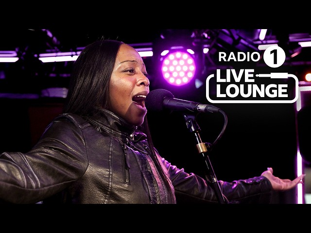 Rachel Chinouriri - brand new chanel$ (Slayyyter cover) in the Radio 1 Live Lounge