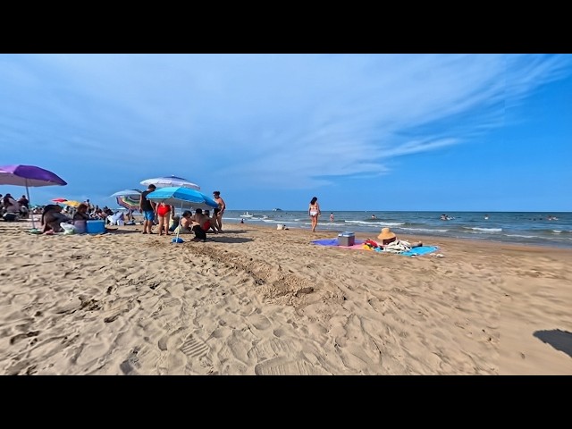 🌅 FIRST LIGHT 2026: WAKE UP ON THE SPANISH SHORE | 8K 60FPS VR