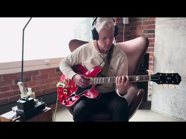 Pre-coffee (novice guitar) power chord fun: Epiphone ES-345, Strymon Iridium, BOSS OS-2