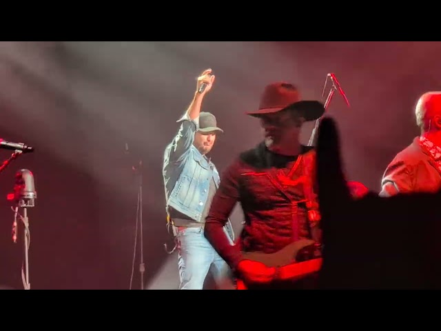 That's My Kind of Night by Luke Bryan opening song at Alpine Valley Wisconsin.  Full September moon 