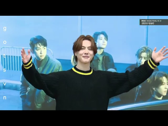 GOT7 being chaotic for 8 minutes straight