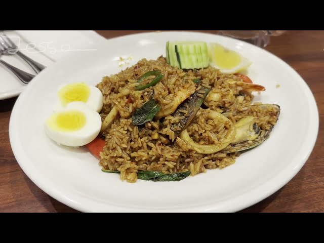 Thai Tea Float and Fried rice dining (Mar-16-2023)
