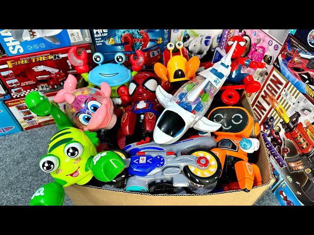 Satu Kota Penuh Dengan Robot Superman, Robot Kepiting, Robot Spiderman, Labubu, Robot Hulk