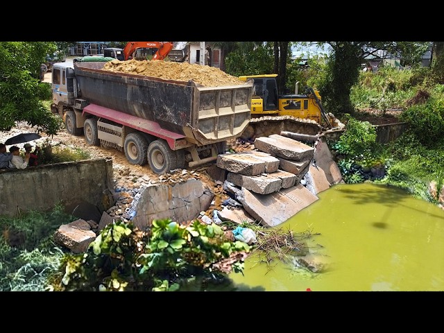 First Start Amazing PROJECT!! LANDFILL Delete Garbage in Deep Pond Use Shantui Dozer & 25Ton Truck.