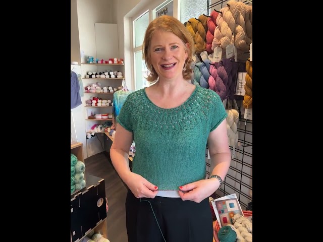 Deb’s new cast on - the Ilha top