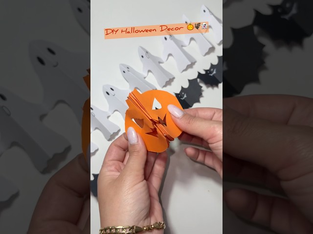 DIY Halloween Decor 🎃 | Easy Paper Garland Ideas 👻 | Ghosts, Bats & Pumpkins Craft