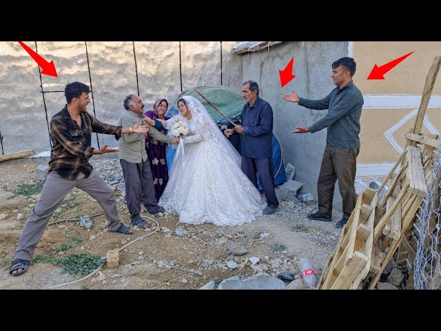The second wife was punished by the husband for forging photos while the firstwife was away