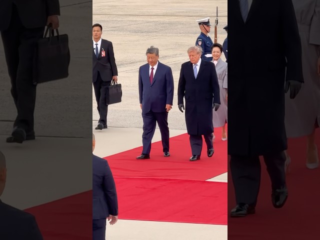 President Donald Trump greets President Xi at JBA in red carpet ceremony
