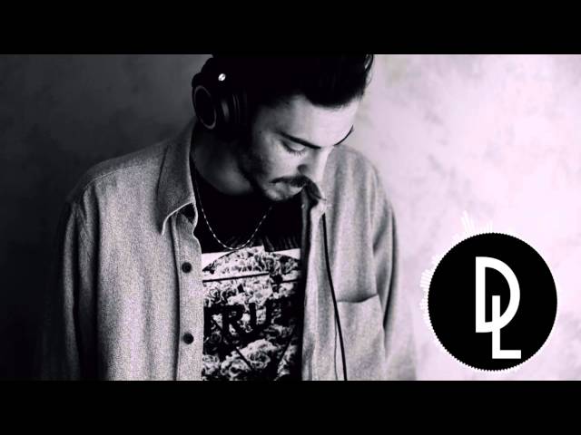 Dennis Lloyd - Breakdown