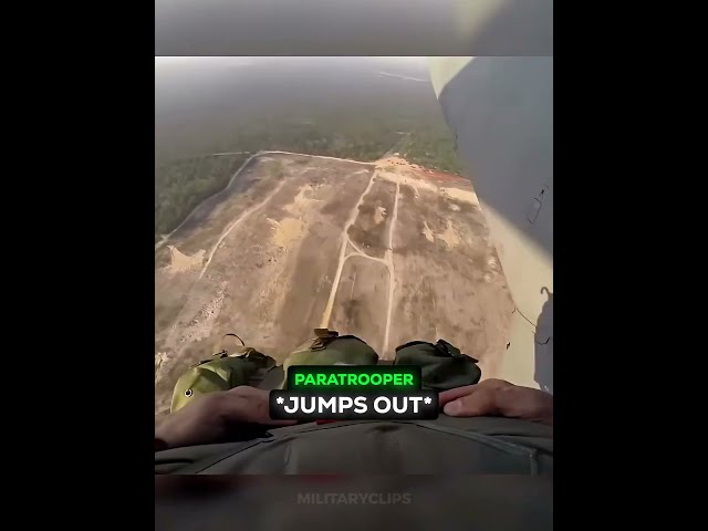 U.S. Paratrooper JUMPS From A C-17 At 10,000 Feet 🤯✈️
