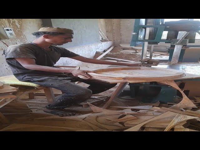 wood turning ara machine cutting आरा मशीन से आउट लेयर काटते हुए ✅