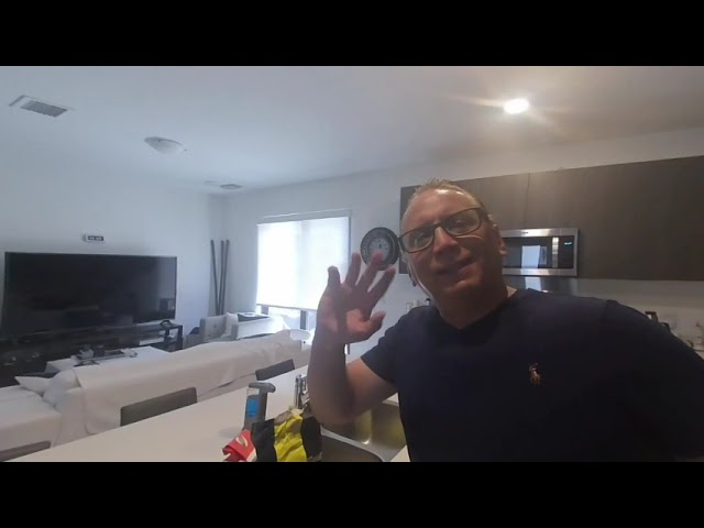 MIAMI in VR180 3D and 🧉 the Argentine MATE 🧉 today on Venezolanismos. The Venezuela Podcast