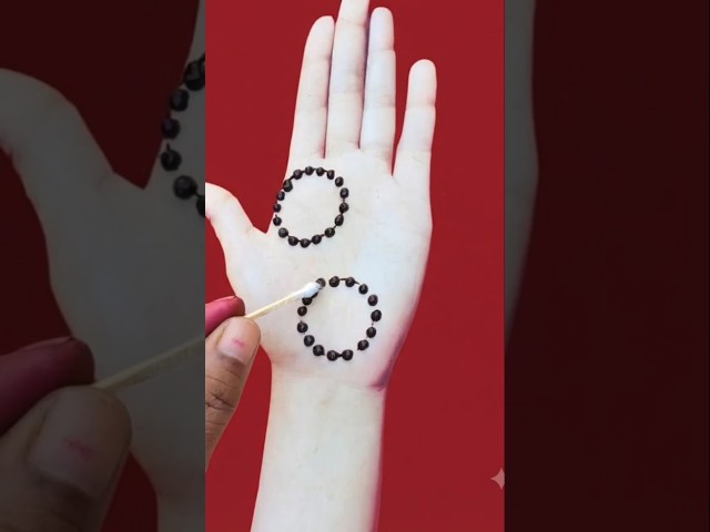 very simple and easy beautiful 😍  design for beginners #youtubeshorts #viral #mehndi #trending