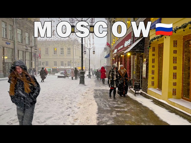 🇷🇺 Heavy Snowfall in Moscow Russia 4K ❄️ | Winter Walk on Kamergersky Lane 🚶‍♀️