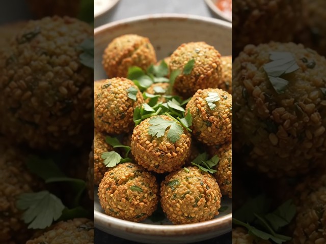 🧆 🤯 मशीन बनाती है Crispy Falafel Balls!#FalafelMachine #StreetFood #MachineMagic