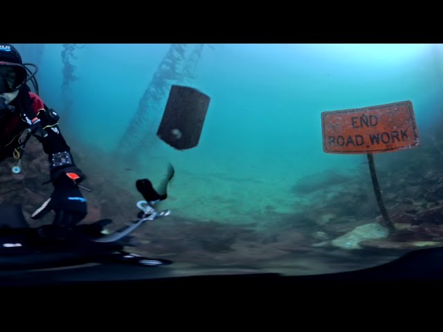 END ROAD WORK at 30 ft underwater