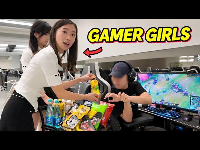 I Become a Gamer Girl in China's 24/7 Internet Cafe!