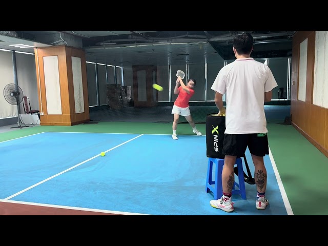 Backhand lv1