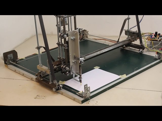 Homemade CNC machine with materials from a DIY, built with simple tools