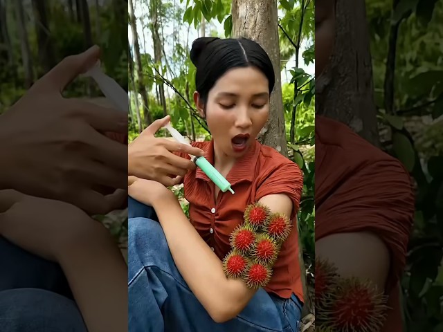 Survival Skills Didi Shows How to Make Soap and Water in the Forest #camping #outdoors #useful