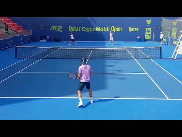 Roger Federer... FOREHAND in Slow Motion (BACK and FRONT view)