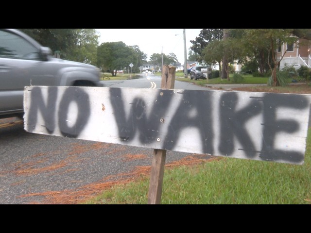 ‘Prepare for the worst,’ Virginia Beach residents take precautions from coastal flooding
