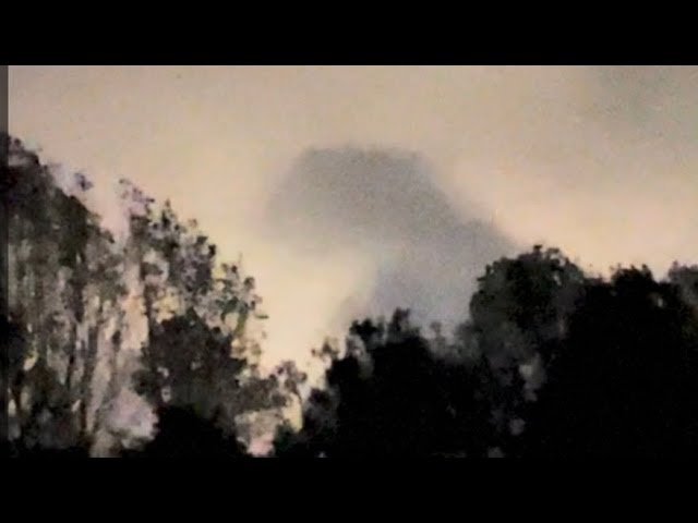 Nighttime Cold Front With 15-30MPH Wind And Rain (SCARY CAT)
