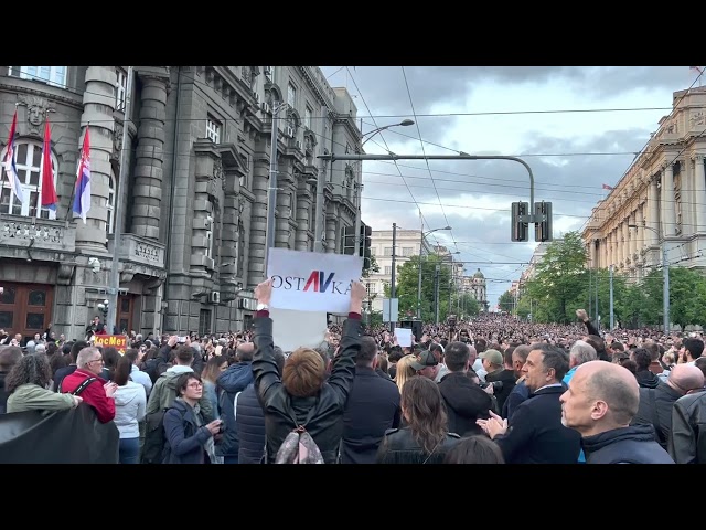 Proteste a Belgrado, contro la violenza