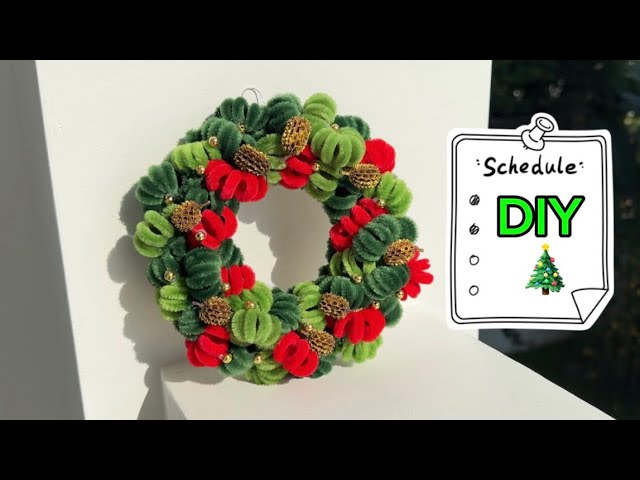 Wow 🤩 amazing. DIY Christmas wreath made from fuzzy wire.🎄🎄🎄