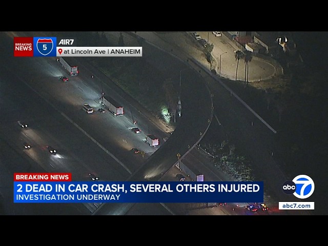 2 killed, 2 others injured on southbound 5 Freeway in Anaheim