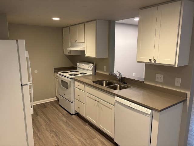 151-D W. 8th (4 BR Townhouse) Virtual Tour