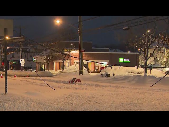 Staten Island buried under snow, mayor says help is coming