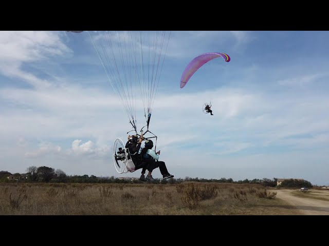 Paramotor tandem low pass. RB Paramotors MiniMot and Ozone MagMax 38