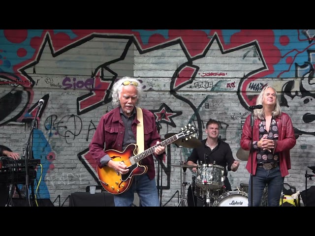 SterrebosLive/Podium zuid, Erwin Java's travelparty ft Erwin Nyhoff