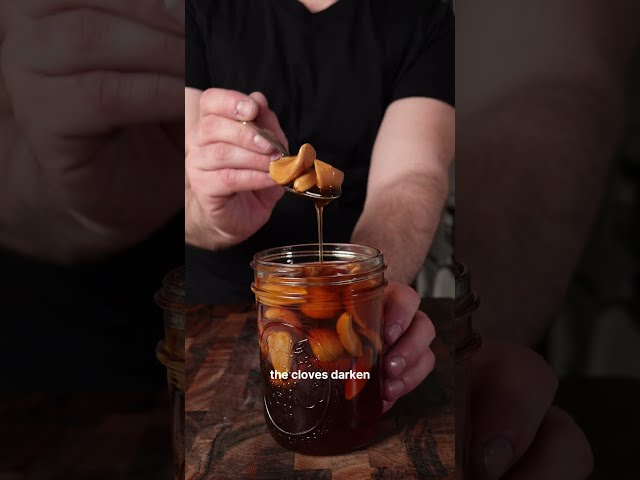 The easiest way to make fermented garlic honey #tutorial #cooking #health
