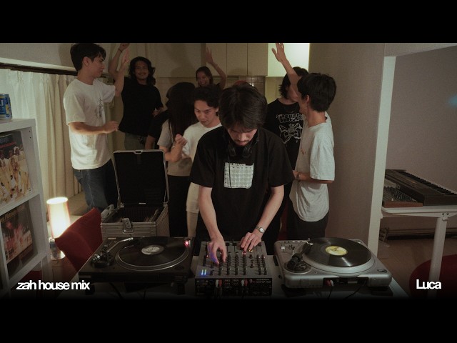 Minimal House Vinyl mix in a tiny apartment in Japan Vol.7 - by Luca