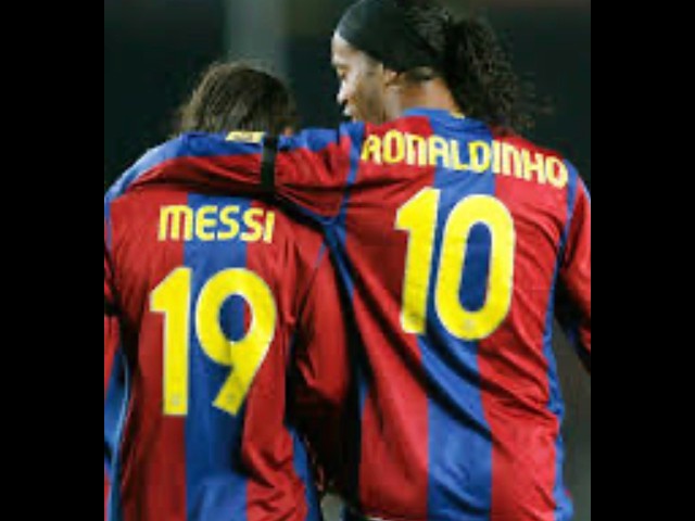 Ronaldinho and Messi🔥