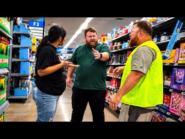 MYHOUSEISDIRTY & RED PRANKS BIG BELLY INSIDE WALMART😂