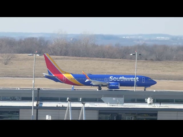 Southwest 737 Max 8 Takeoff out of MCI || Flint Hills Aviation