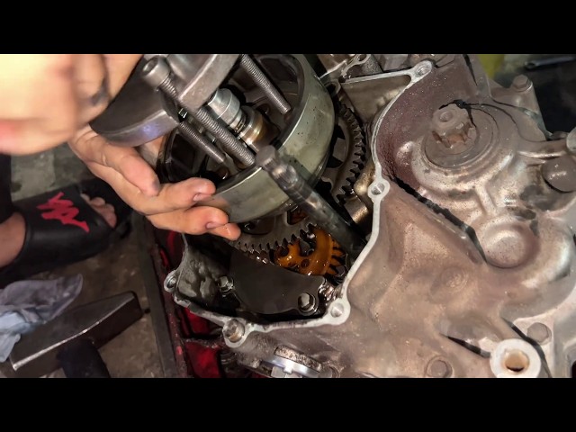 Exciter 135 1S9 93-B1 Part 1: Frame painting, chrome plating, full chassis restoration, returning...
