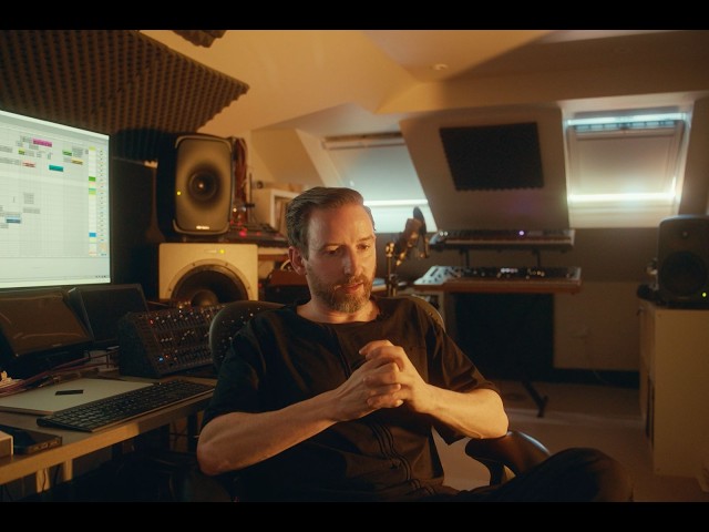 fabric presents Max Cooper