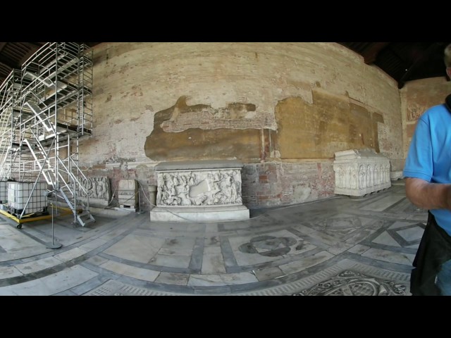 360 Video - Pisa, Italy p2 - The Graveyard - Camposanto
