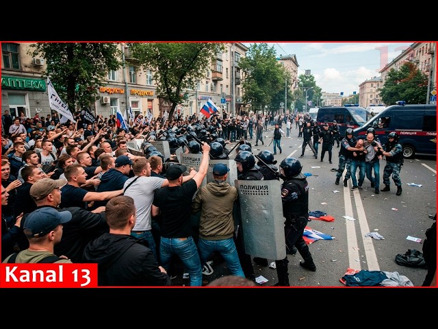 Russians protest in Moscow:  frightened Putin orders mass arrests
