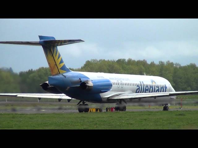Allegiant Air N945MA MD-87 Taxi and Takeoff Portland Airport (PDX)